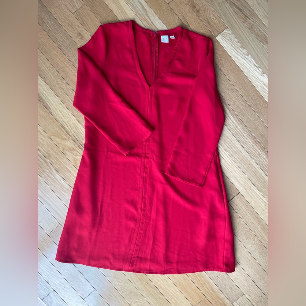 Gap red swing v neck dress